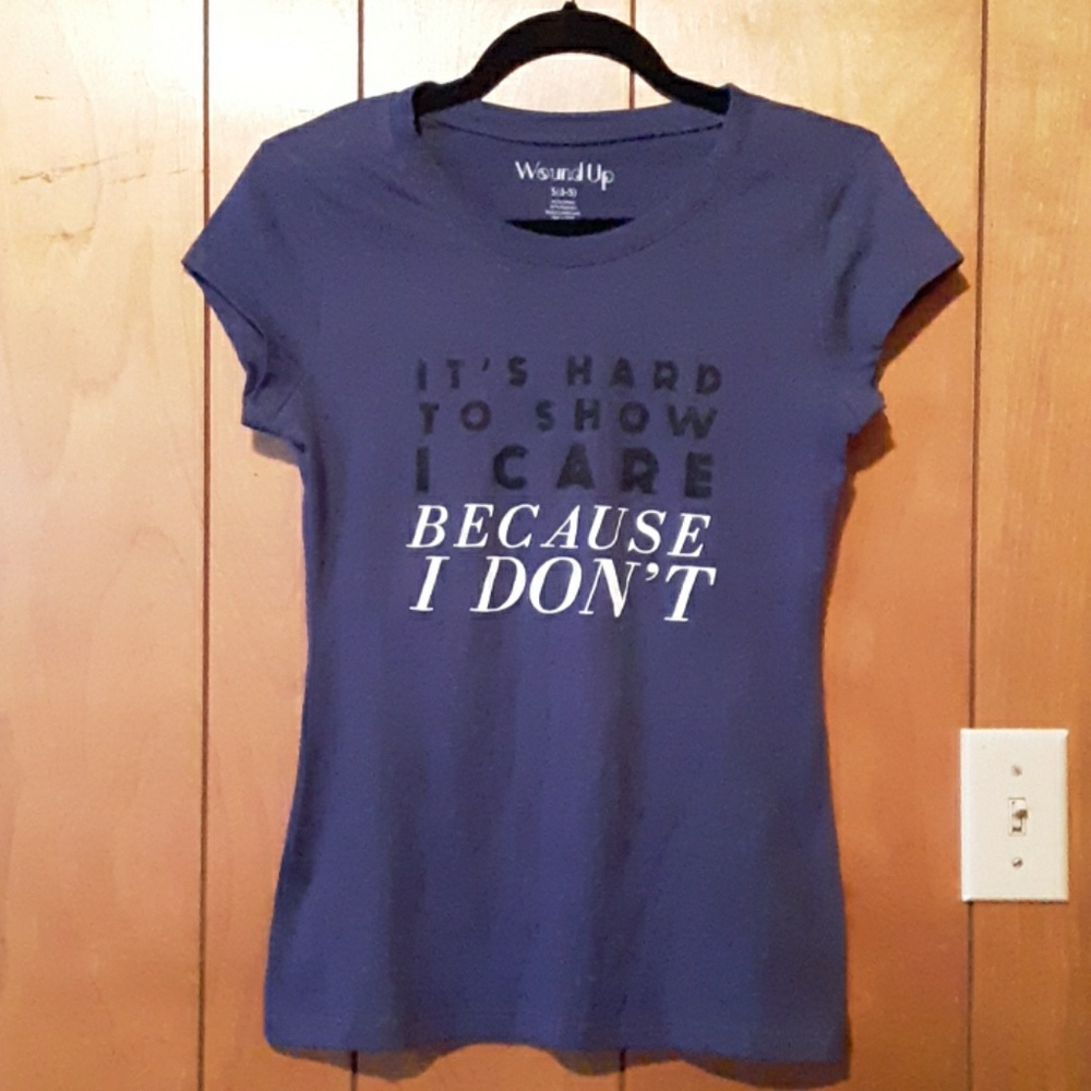 WOUND UP TSHIRT size small (juniors)